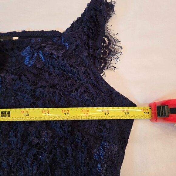 ALLANDWELL Women's Floral Lace Short Sleeves Knee Length Bodycon Cocktail Dress - Picture 10 of 13